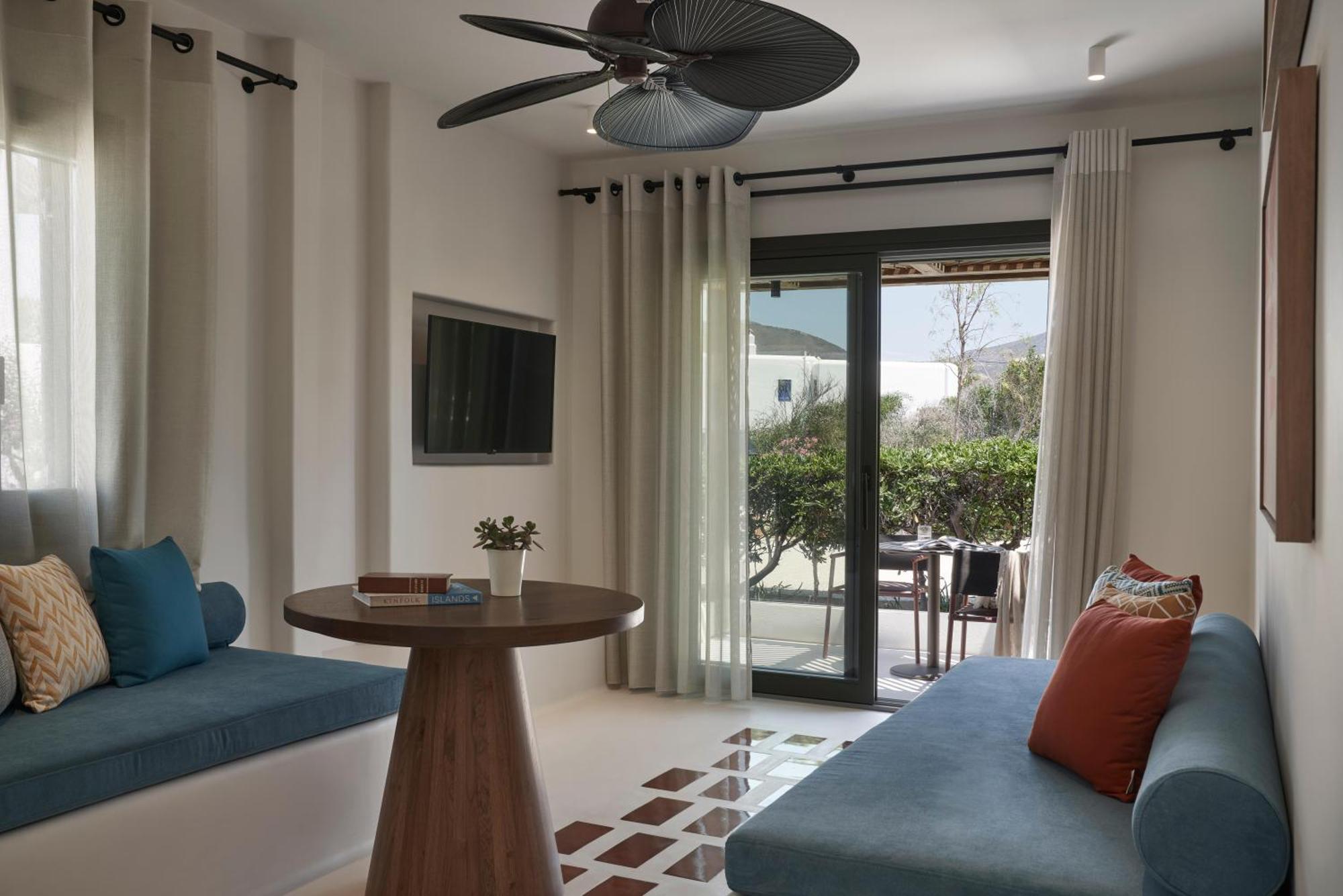 Andronis Minois Hotel Parasporos Luaran gambar